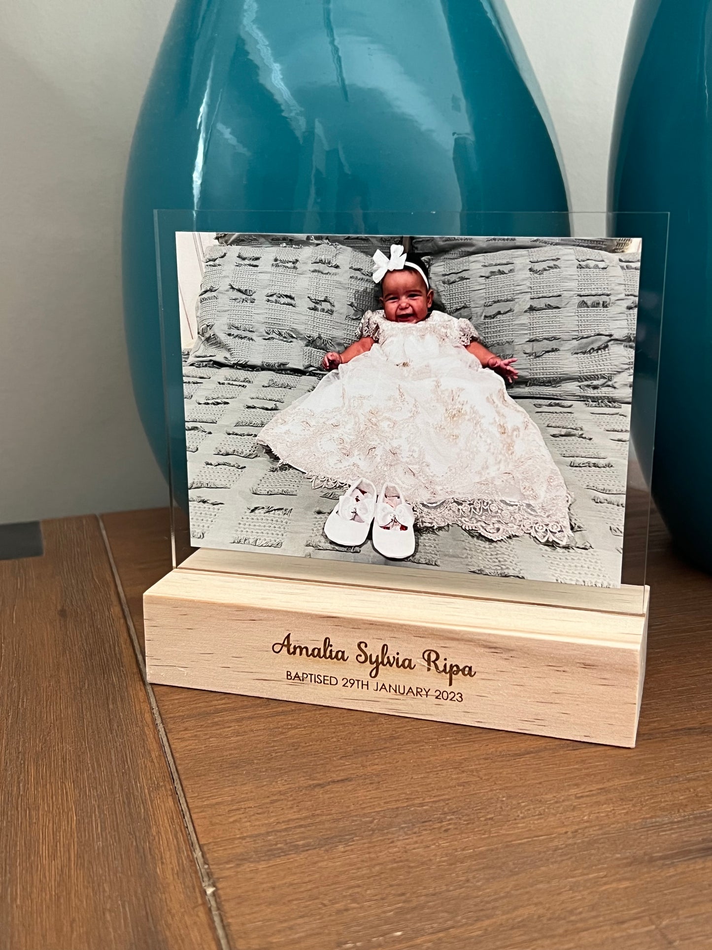 Single Acrylic Photo Print with Wooden Stand