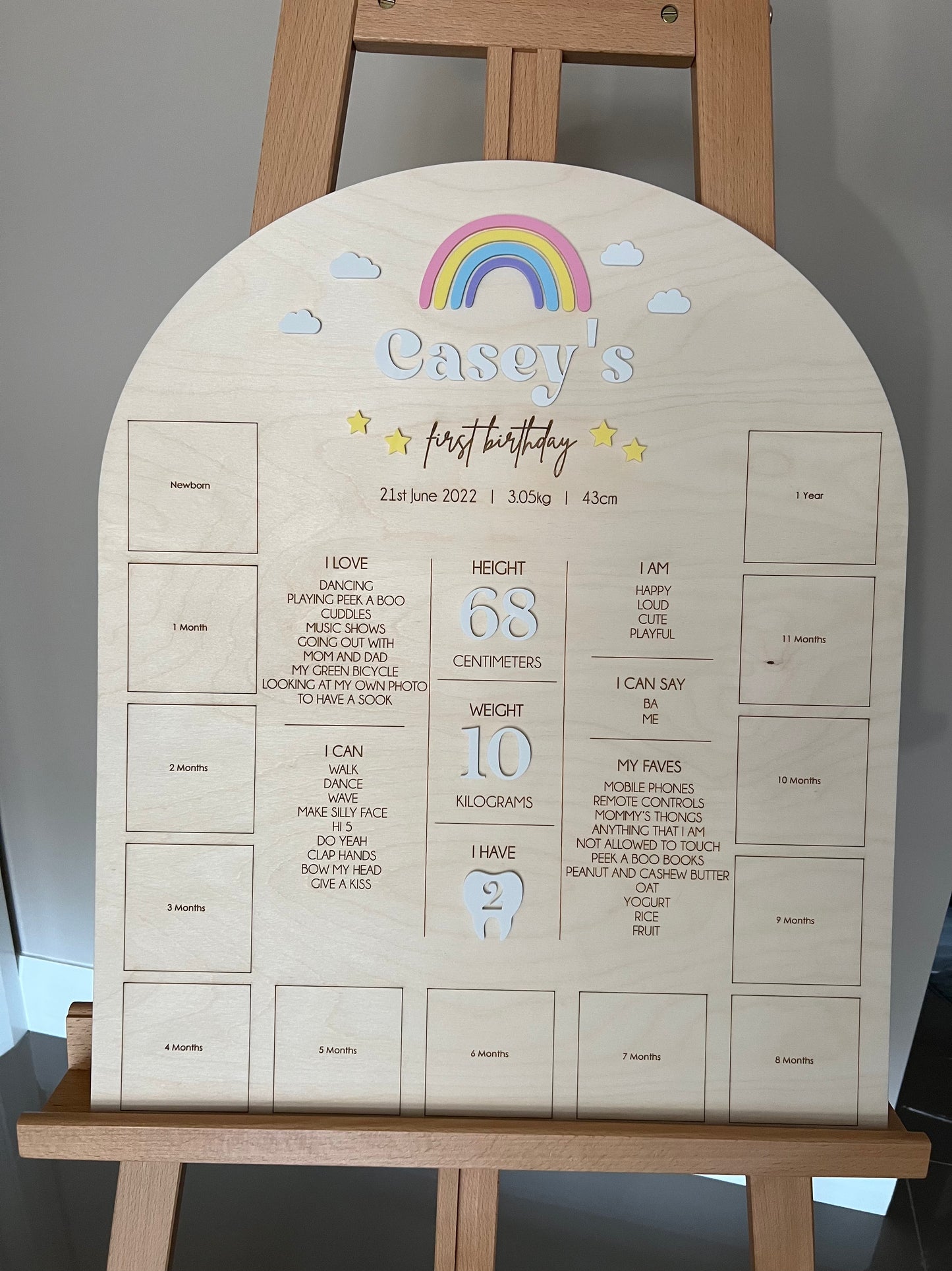 Arch First Birthday Photo Board (Rainbow)