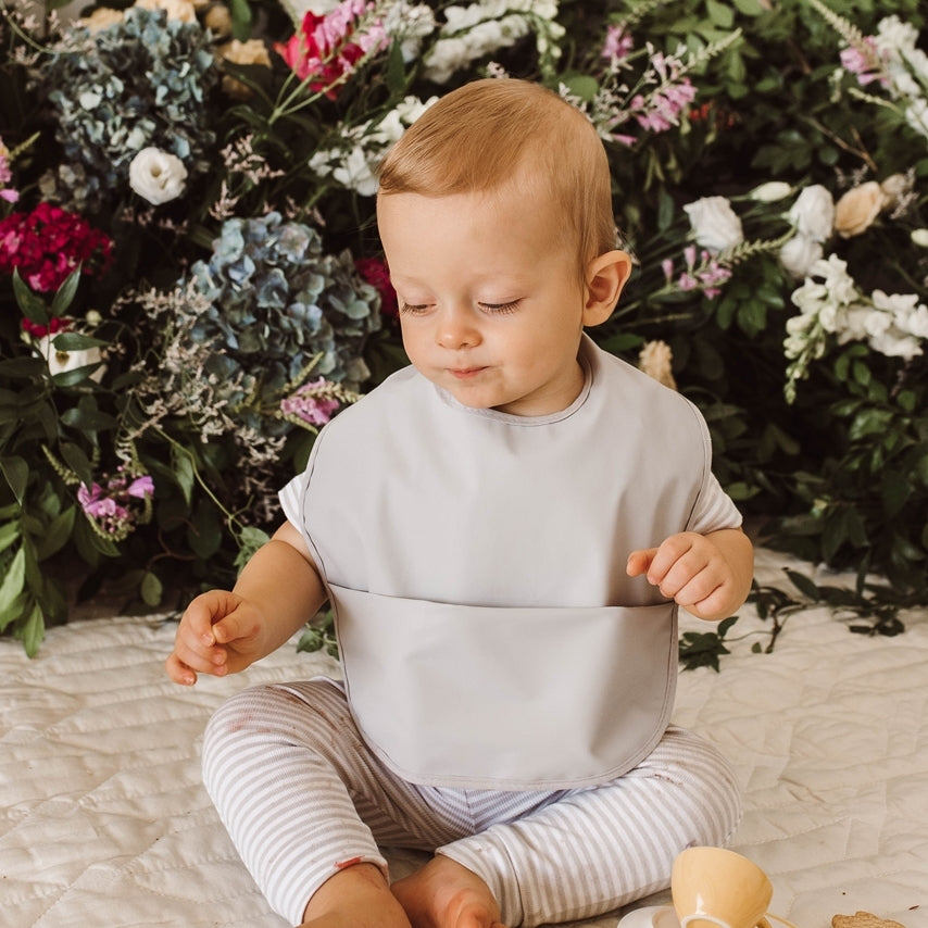 Dove - Snuggle Bib Waterproof