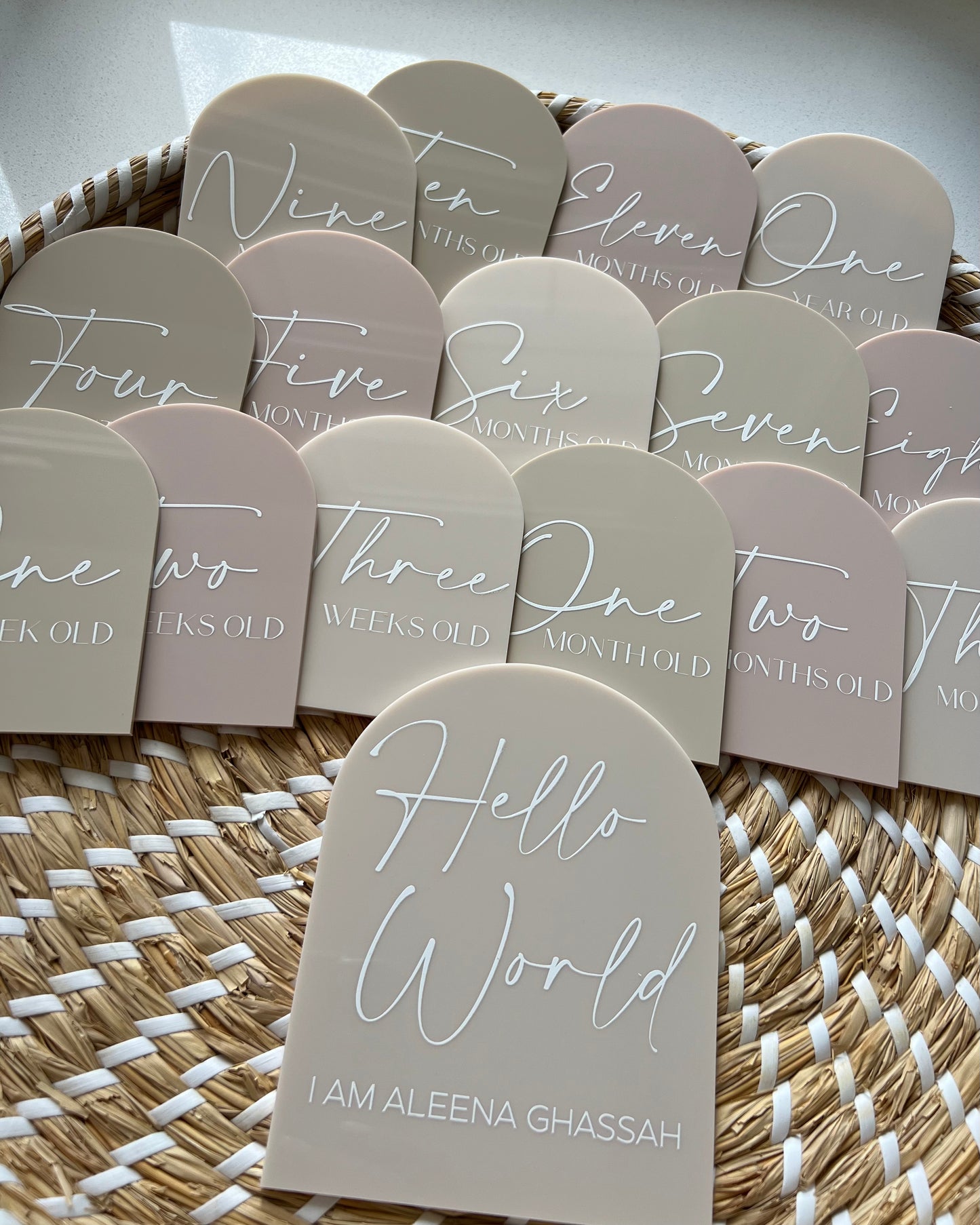Acrylic Baby Milestone Discs - Arch (Set 16)
