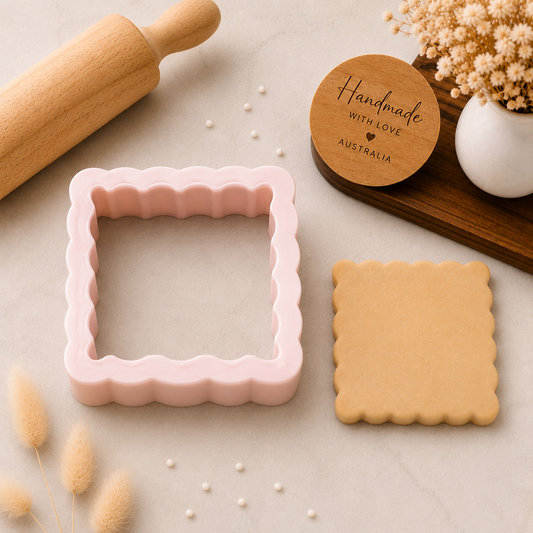 Cookie Cutter - Scalloped Square