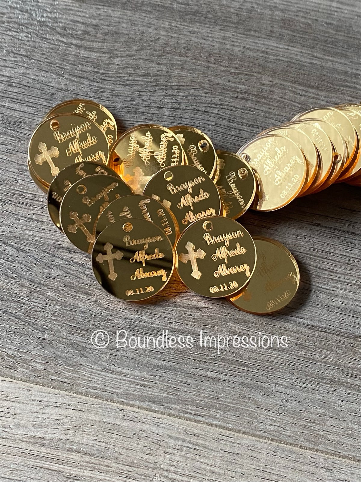 Round Bomboniere Tags