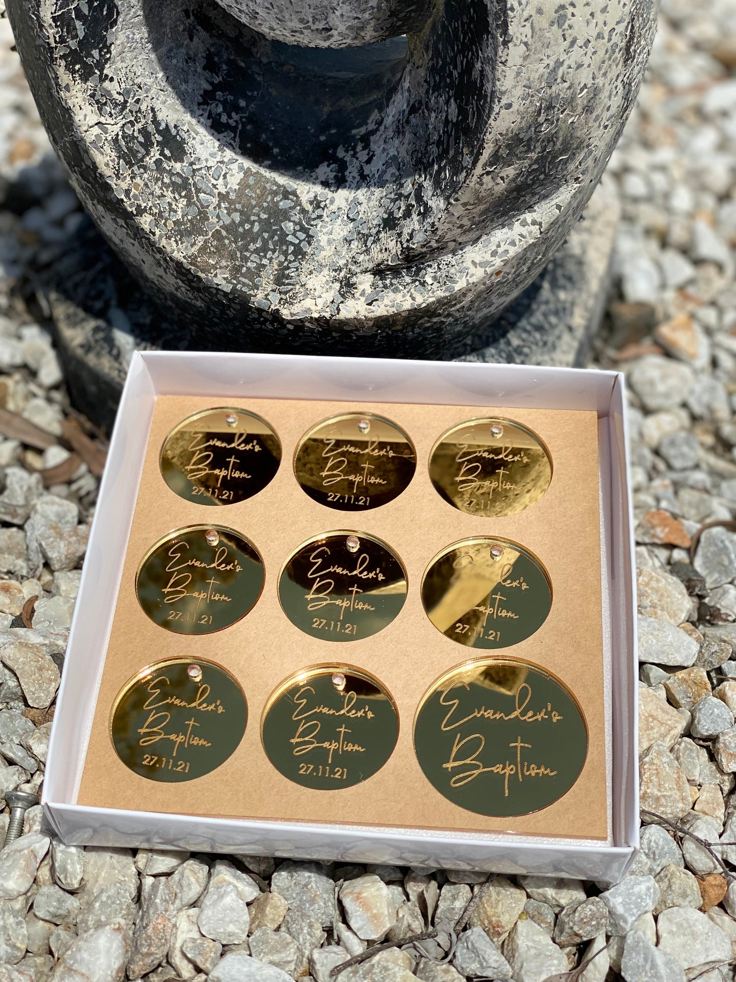 Round Bomboniere Tags