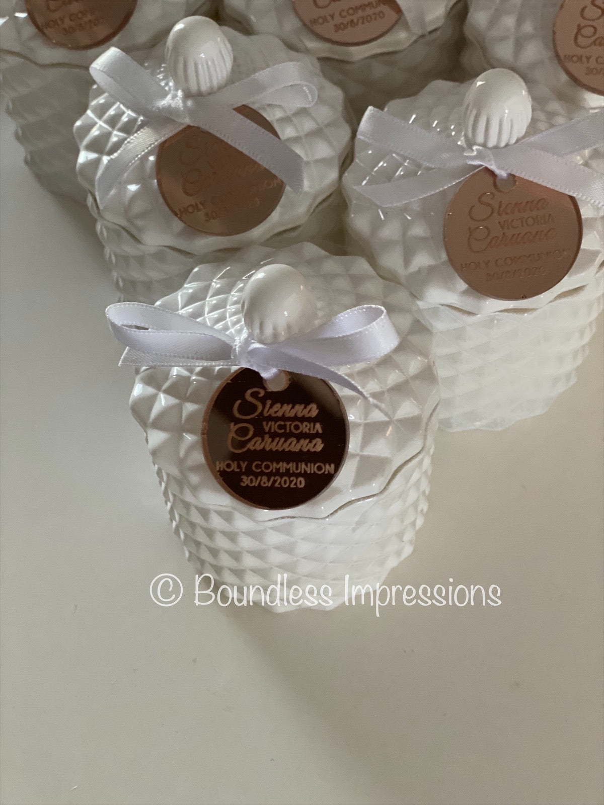 Round Bomboniere Tags